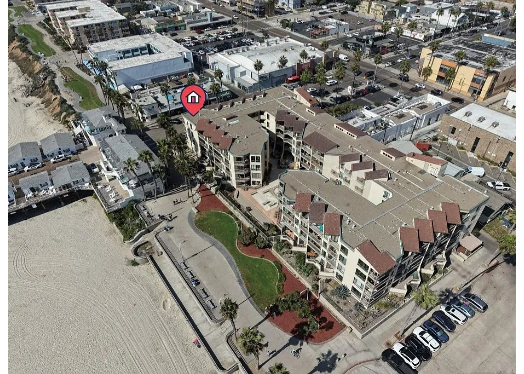 4465 Ocean Blvd photo 5