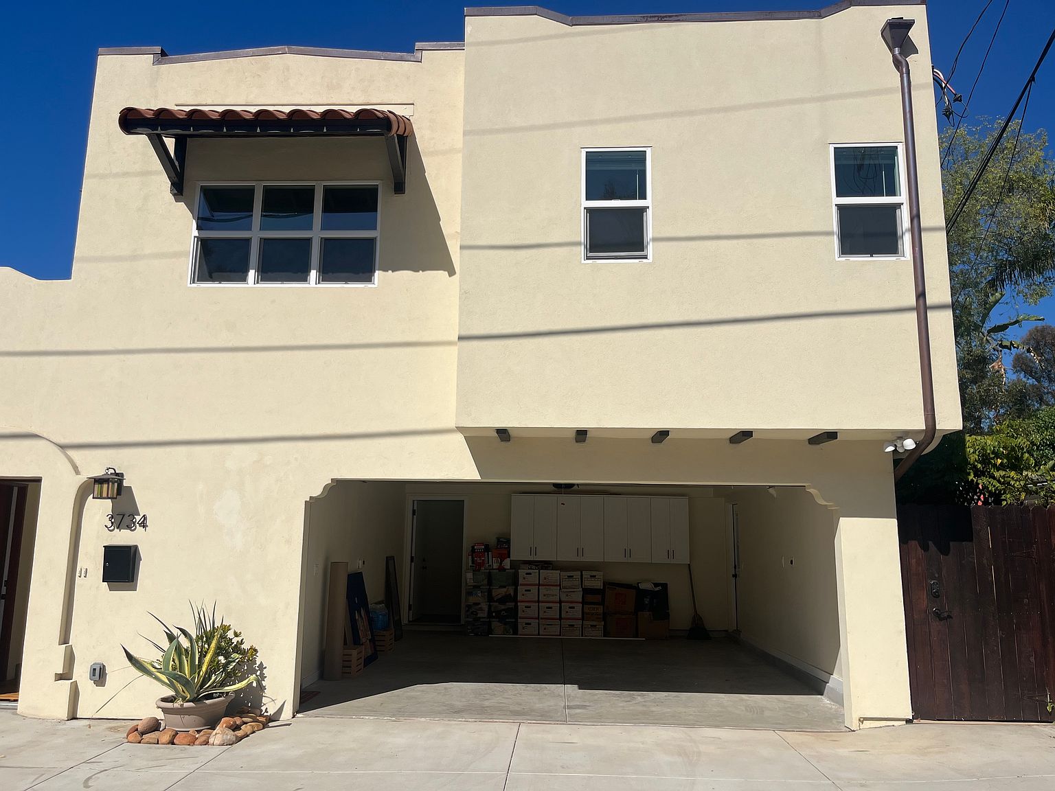 3737 Albatross St photo 4