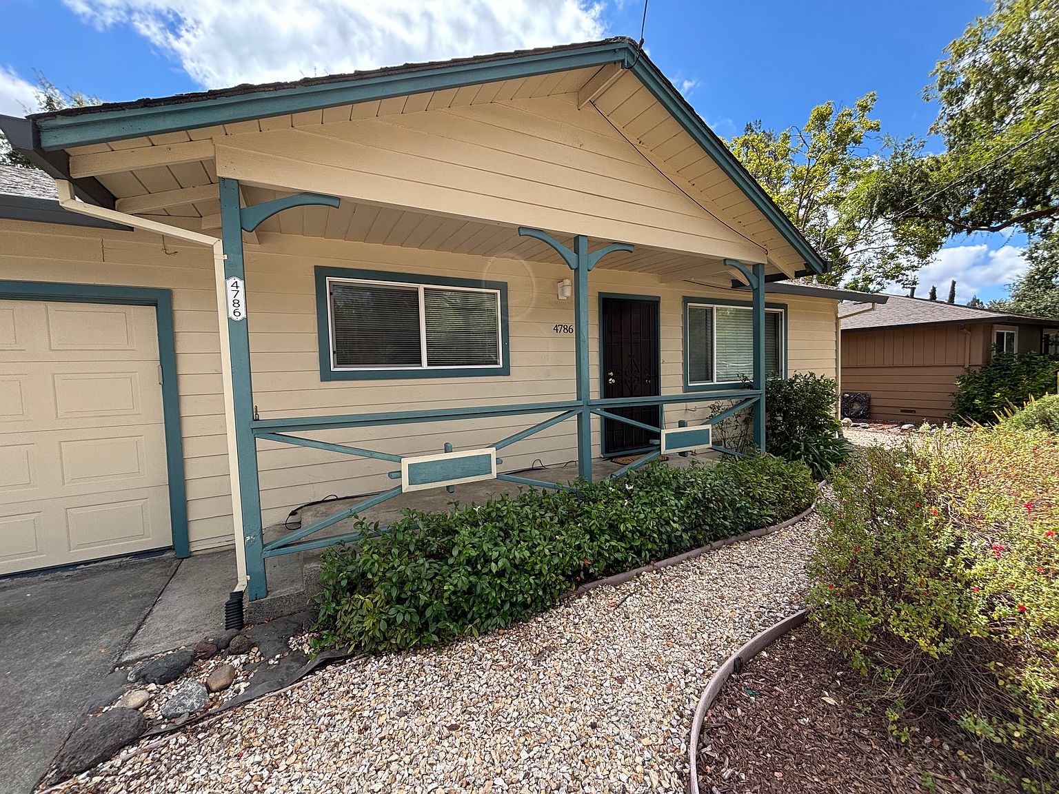 4786 Rinconada Dr photo 2