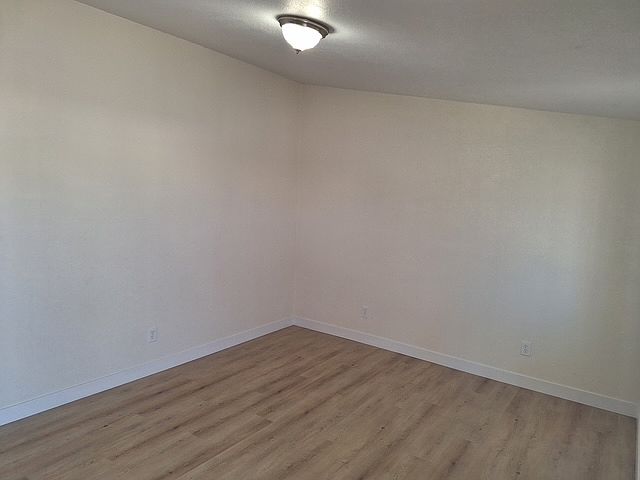 1030 E Fairmount Ave photo 5