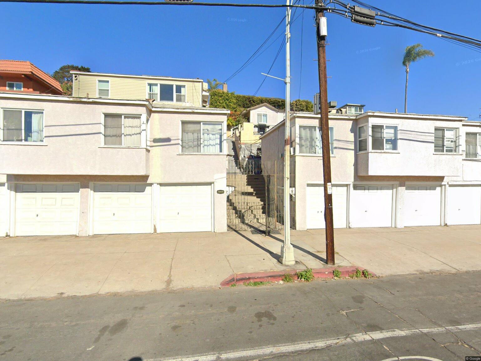 1900-08 San Diego Ave photo 2