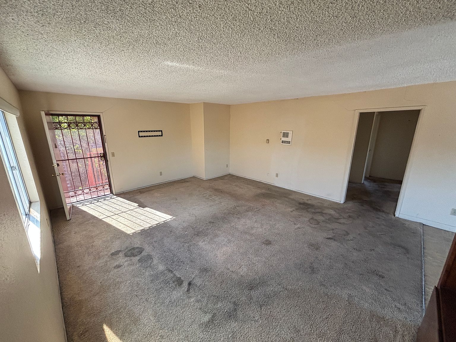 1075-1085 Del Mar Ave photo 3