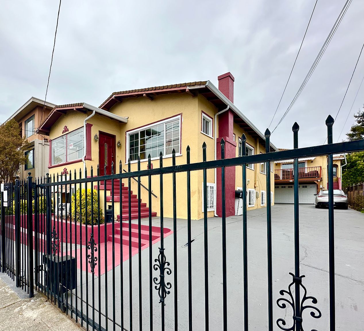 850 40th St photo 2