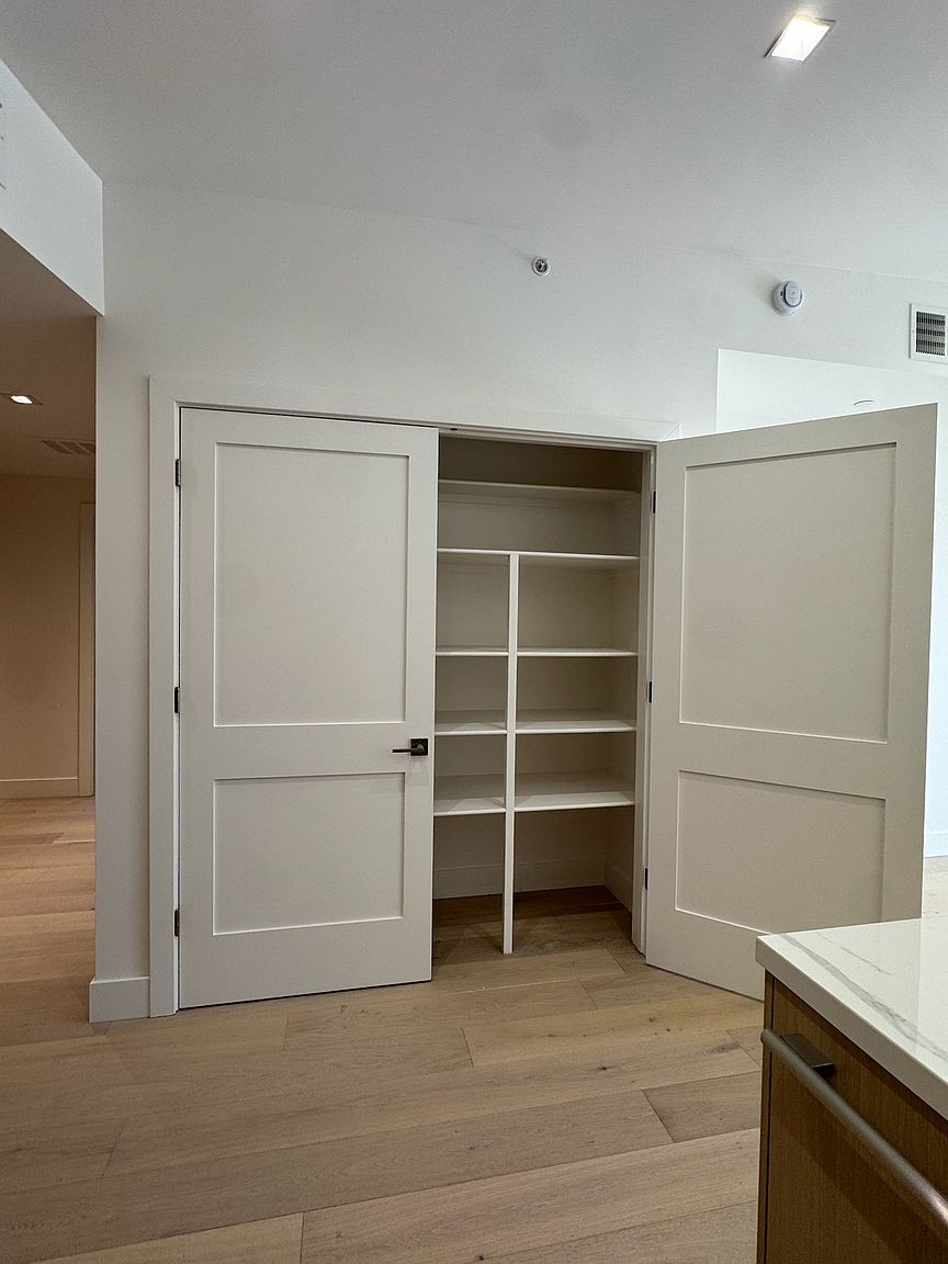 2BR/2BA Apartment on El Camino Real · Palo Alto photo 2