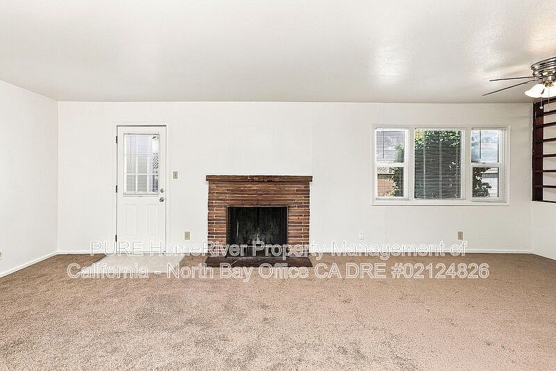 2107A Montgomery Dr photo 5