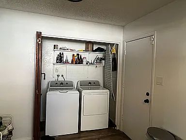 4552 W Maryland Ave photo 2