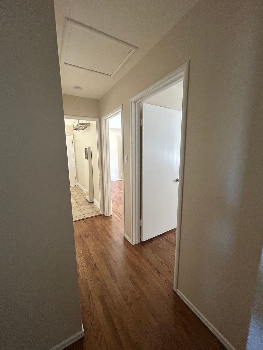 2020 Linden St photo 5