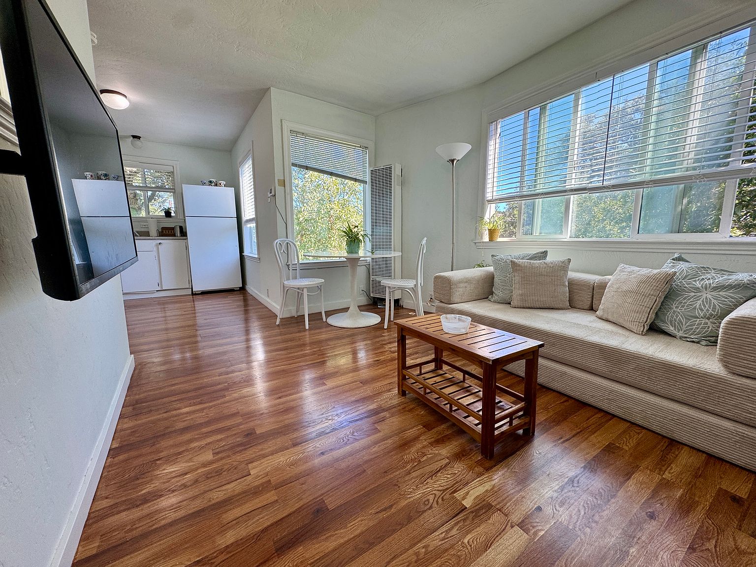 9A Humboldt Ave photo 4