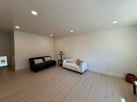 4814 Harrison St photo 2