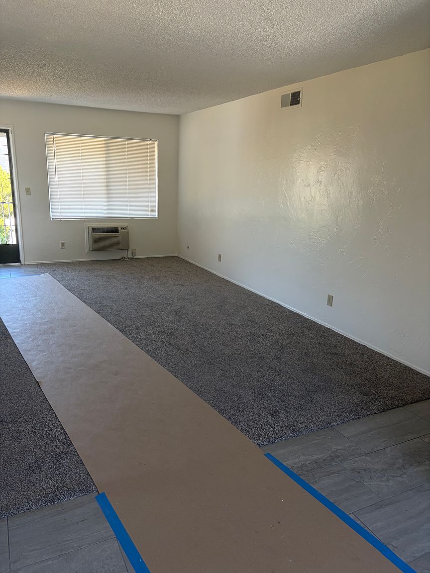 1188 N Cuyamaca St photo 4