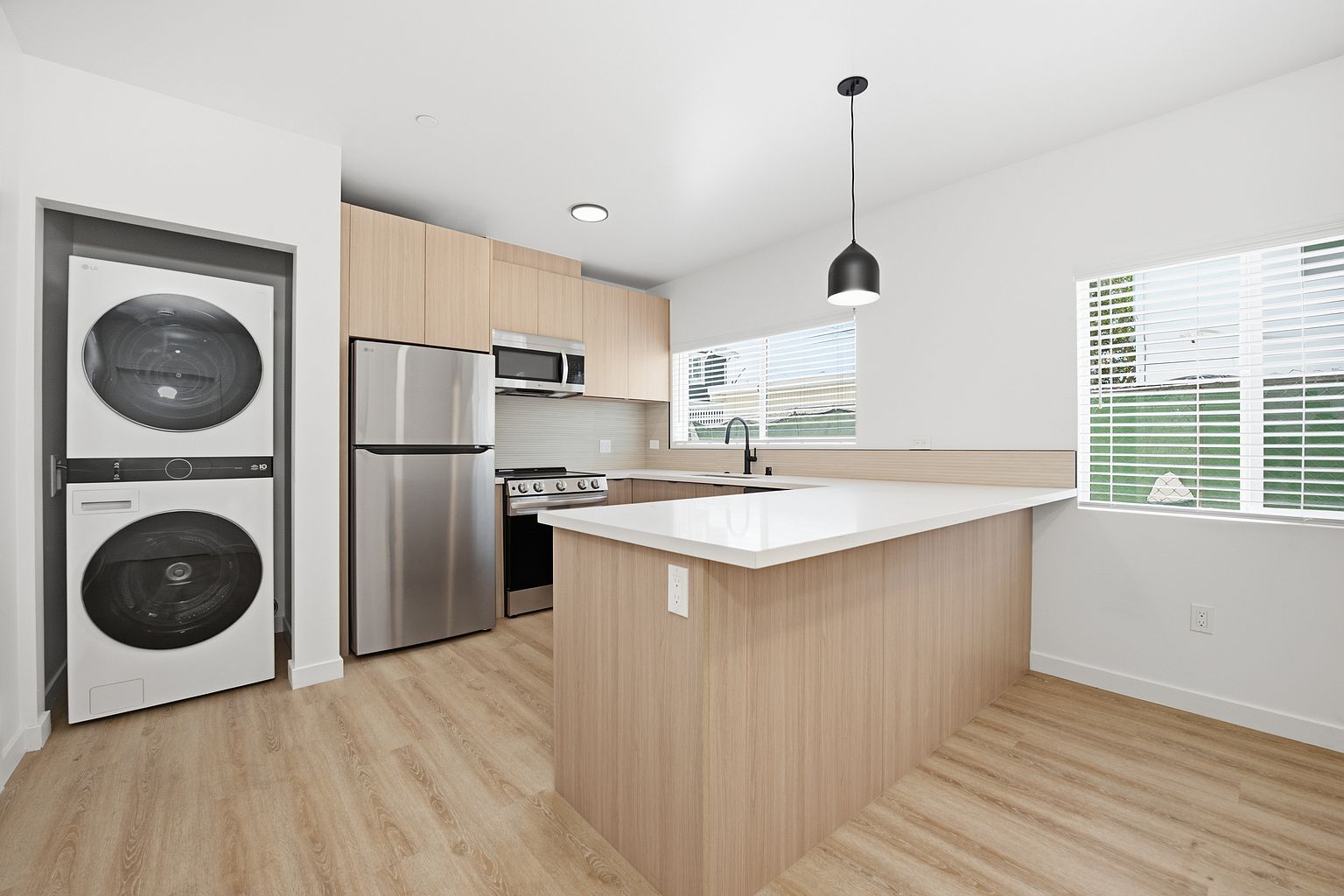 3714 Nile St photo 2