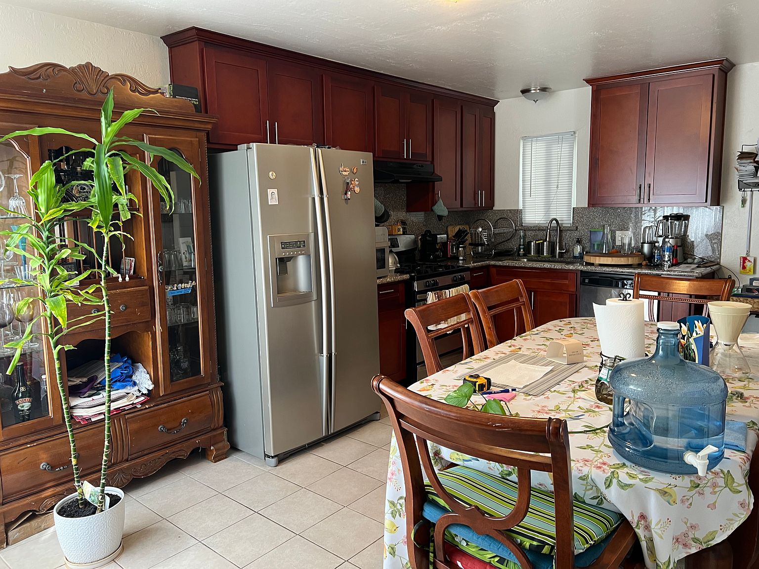 37059 Walnut St photo 4