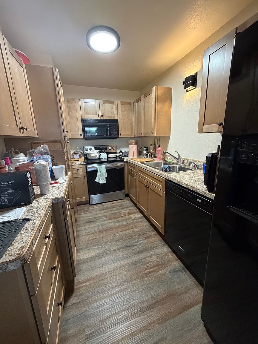545 Aircleta Dr photo 5