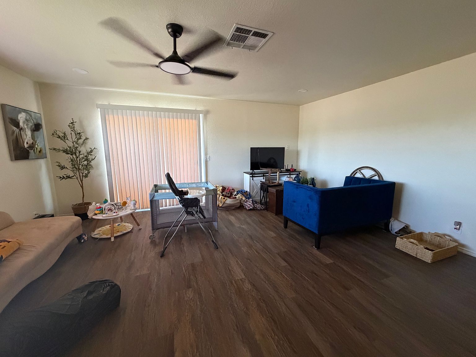 545 Aircleta Dr photo 2