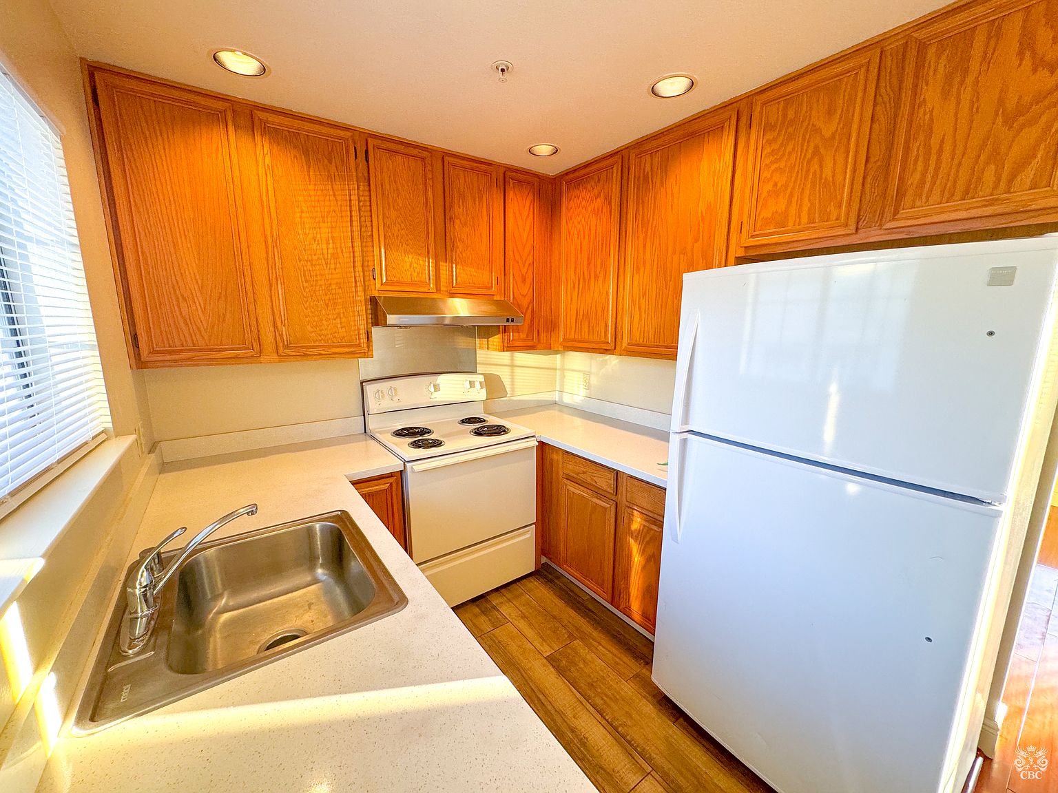 2030 Miramonte Ave photo 5