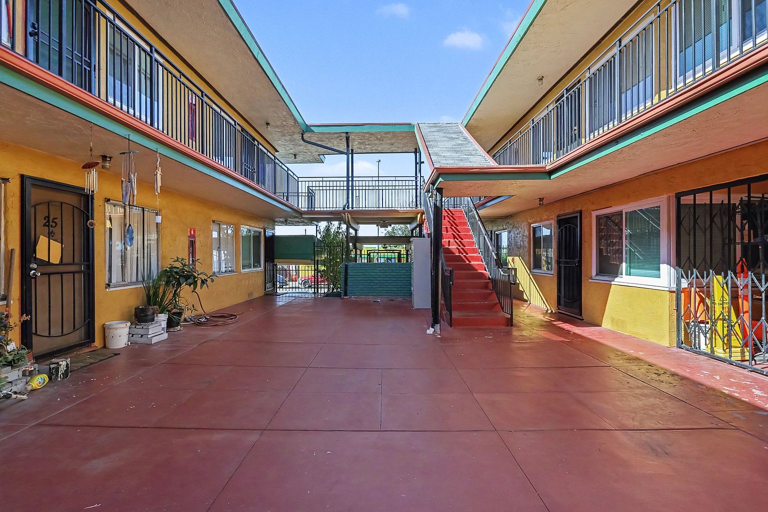 Foothill Square Apartments photo 5