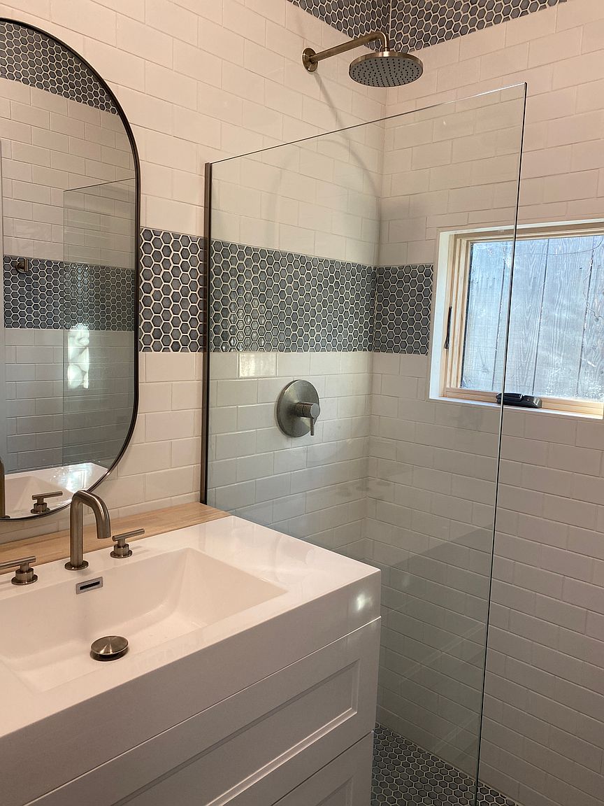 406 Washington Ave #1/2 photo 2