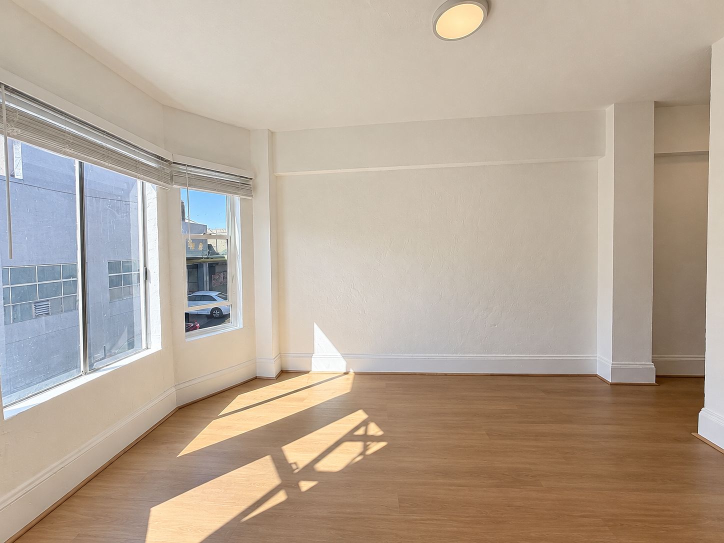 0BR/1BA Apartment on O'Farrell St - 5 · San Francisco photo 5