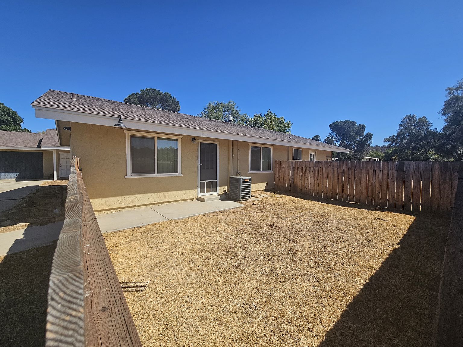 2138 San Vicente Rd photo 3