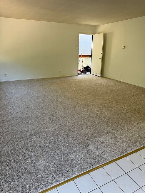 8043 Greenridge Dr Oakland, CA 94605 photo 4