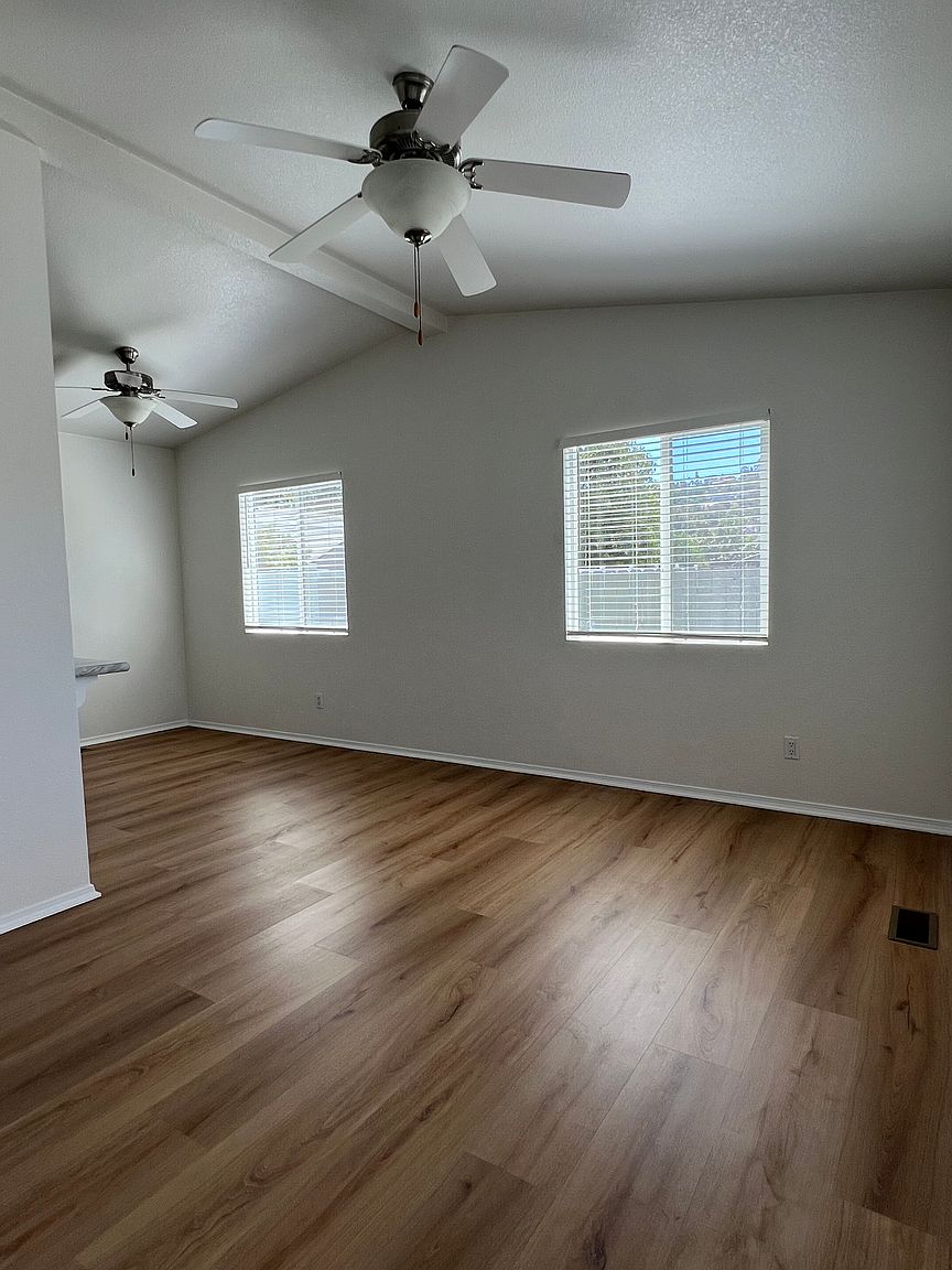 629 W Chase Ave photo 3