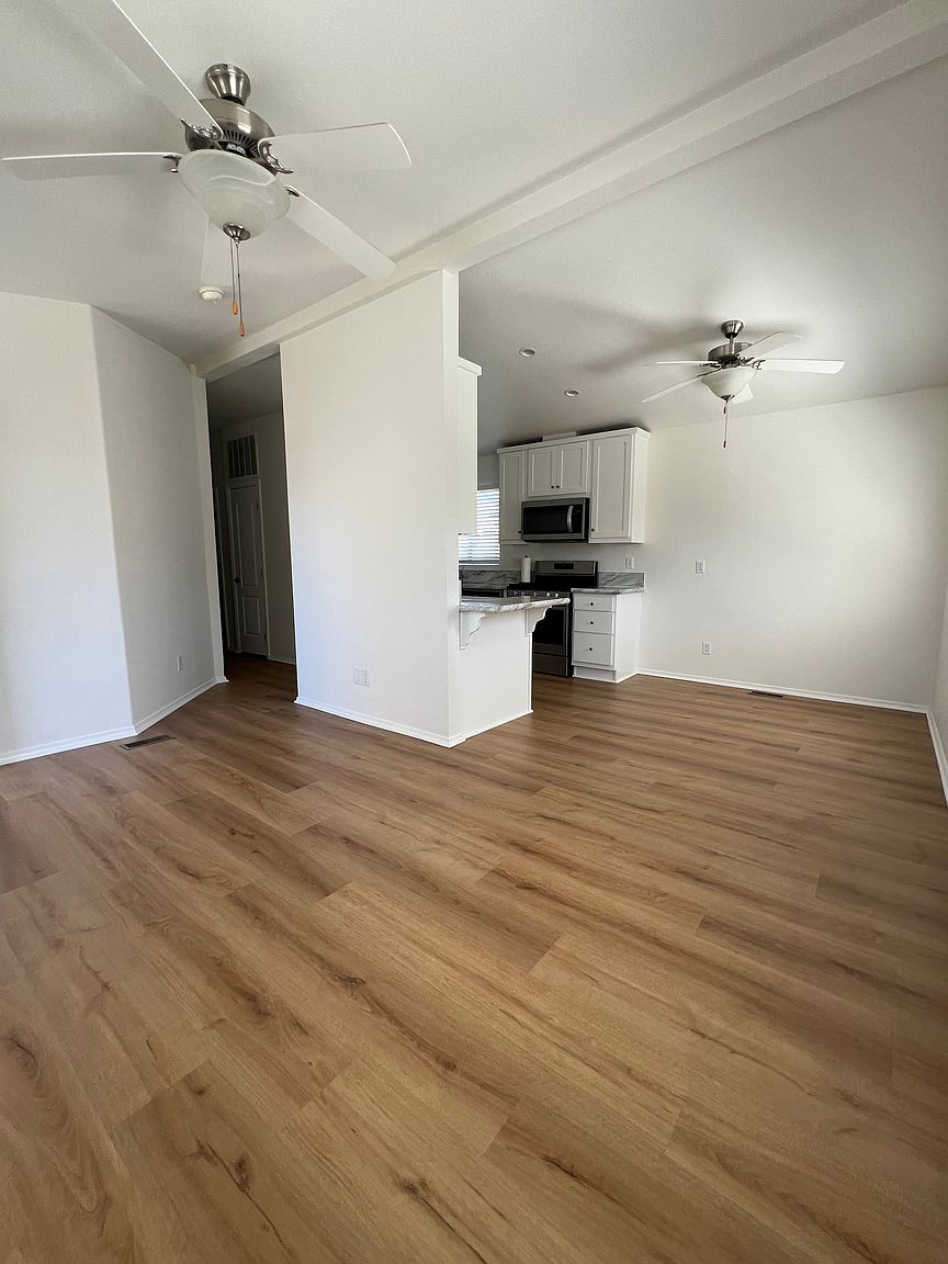 629 W Chase Ave photo 4