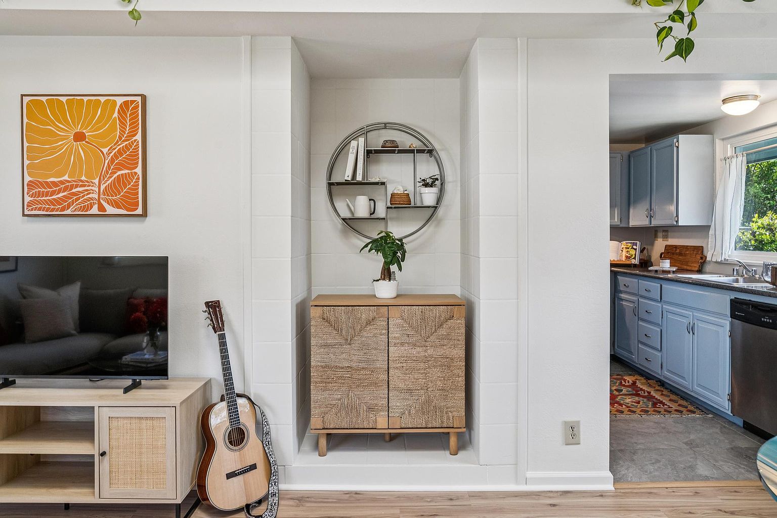 11 Martens Blvd photo 5