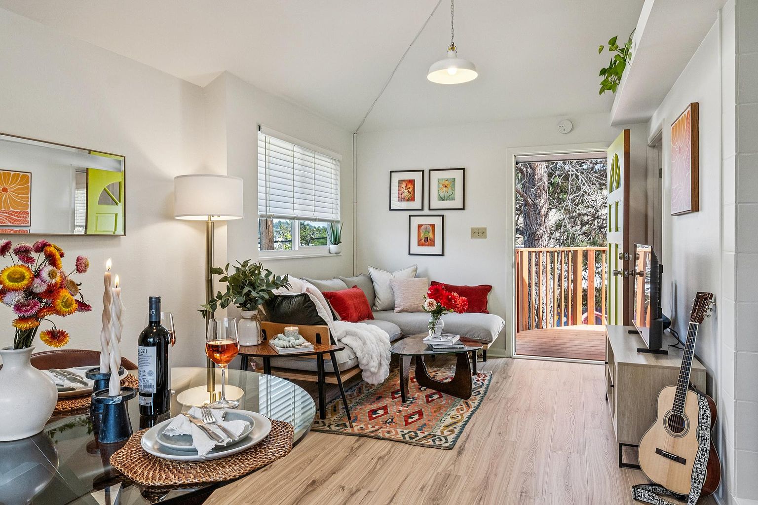 11 Martens Blvd photo 3