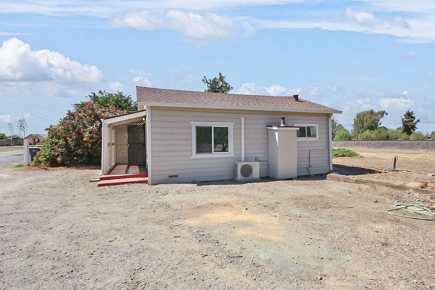 3180 Knightsen Ave photo 5