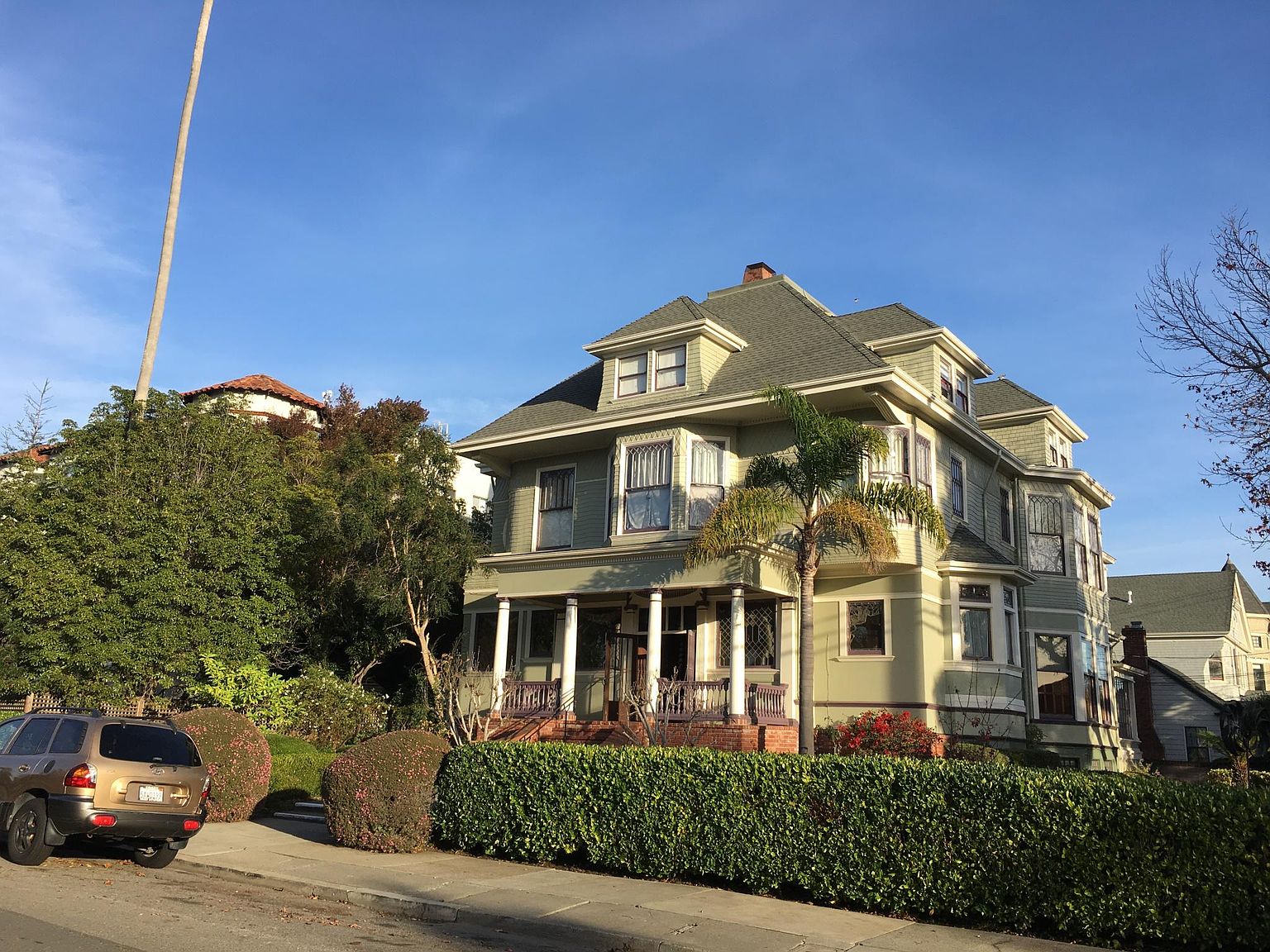 900 Union St photo 3