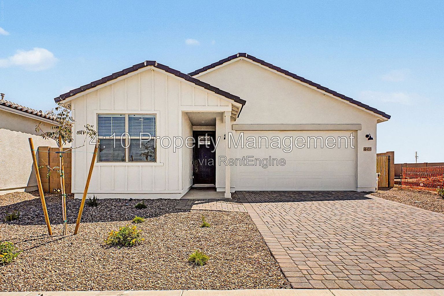 4433 E Daisy Way