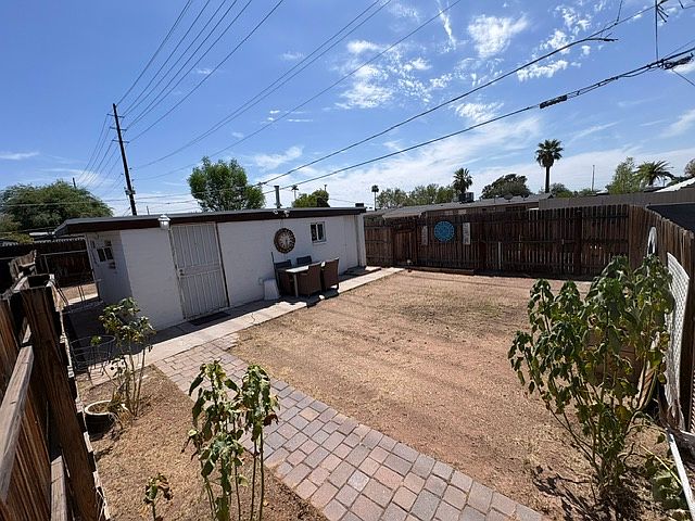 3607 W Meadowbrook Ave photo 2
