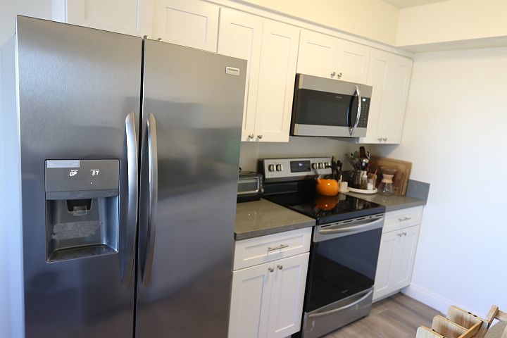 4770 Point Loma Ave photo 4