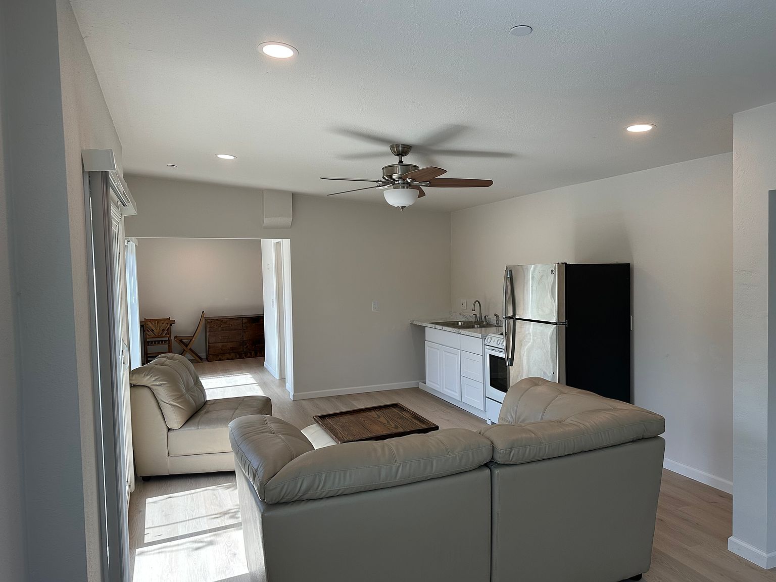1646 Palomino Ln photo 3