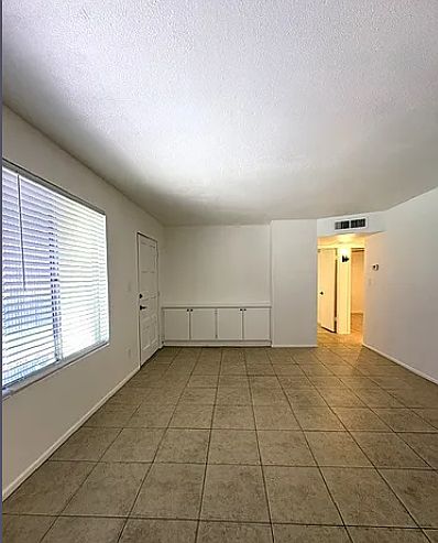 5007 S La Rosa Dr photo 3