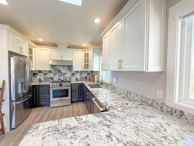 160 Dunham Ct photo 4