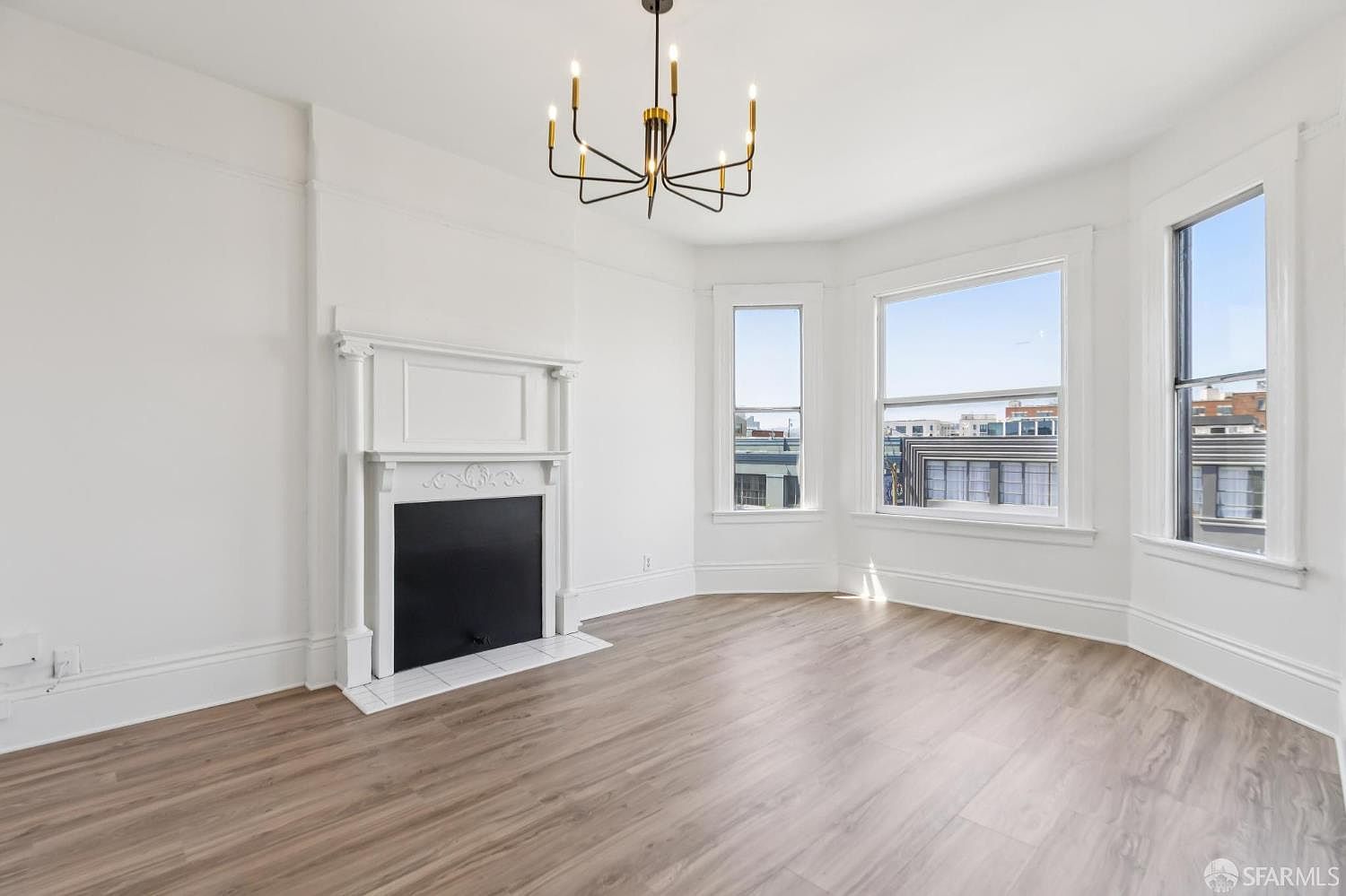 1BR/1BA Duplex on 10th St · San Francisco