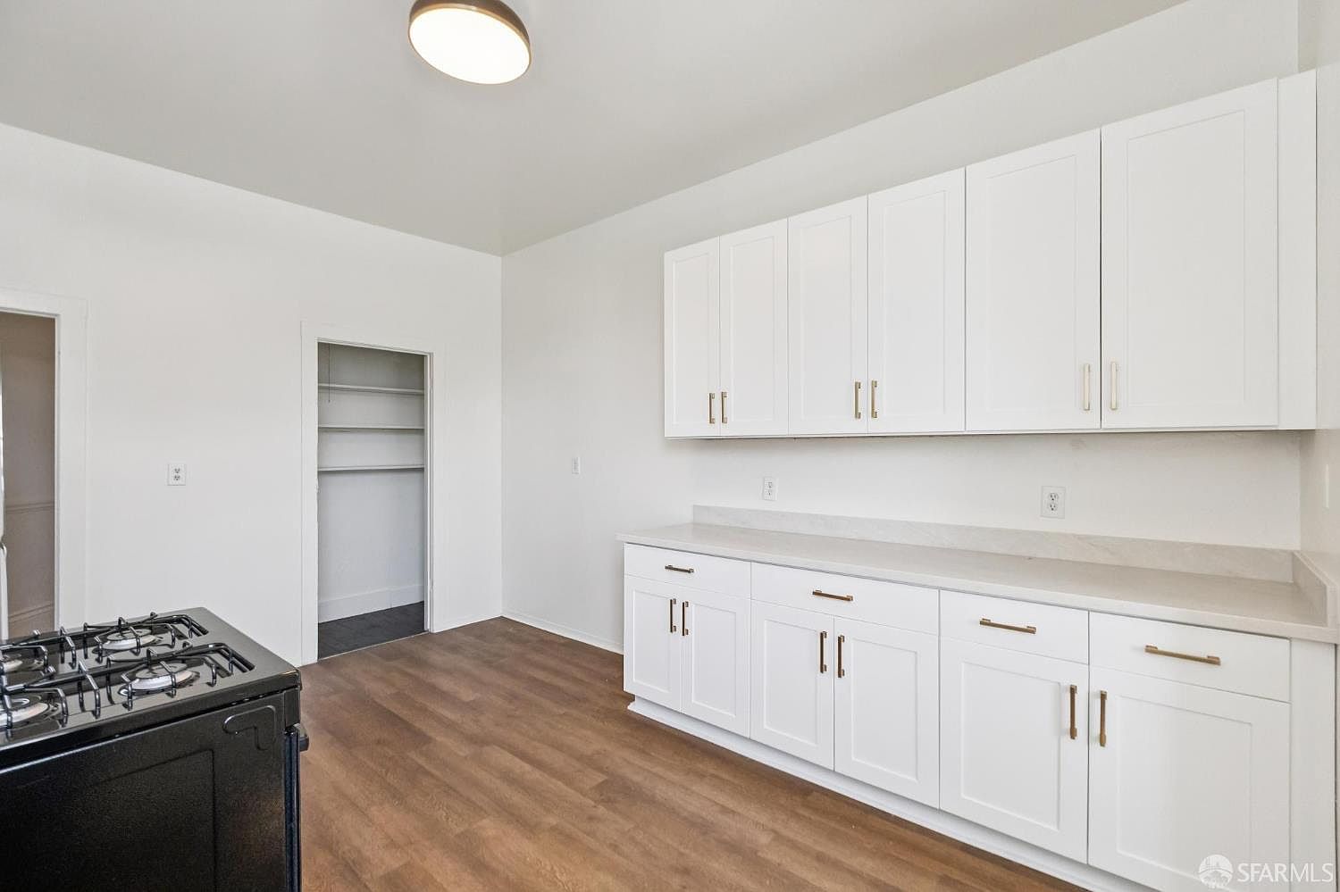 1BR/1BA Duplex on 10th St · San Francisco photo 4