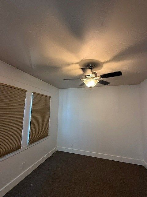 589 Soscol Ave photo 4