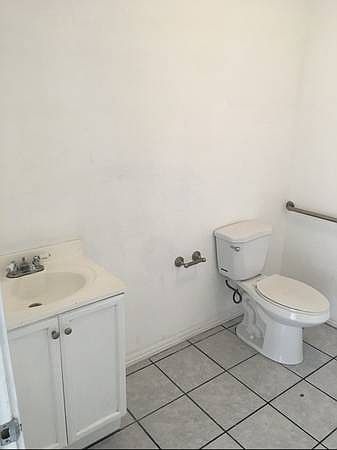 183 W San Ysidro Blvd photo 5