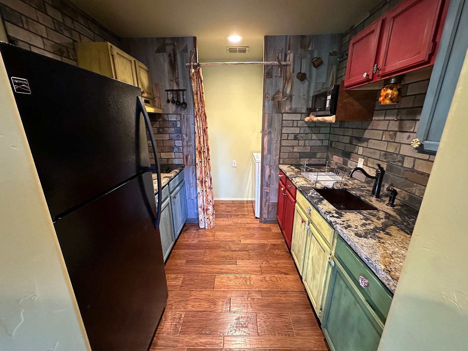 3650 Pine Cone Ln photo 3