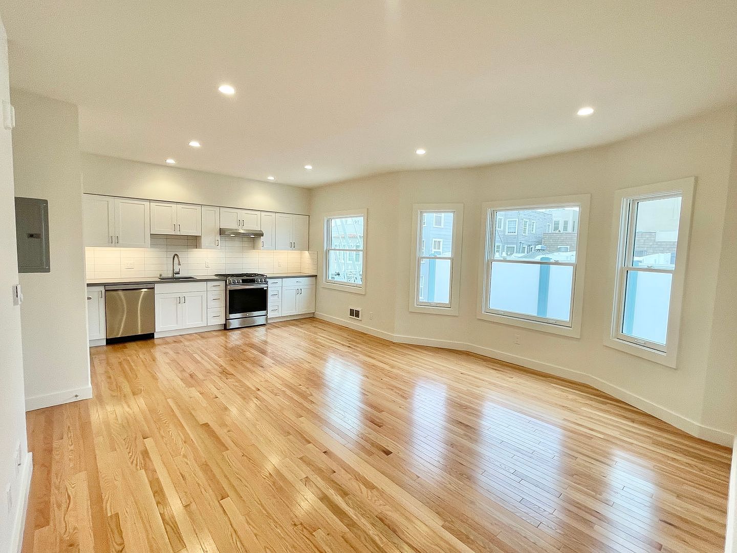 1 Mallorca Way, San Francisco (Apartment) photo 5