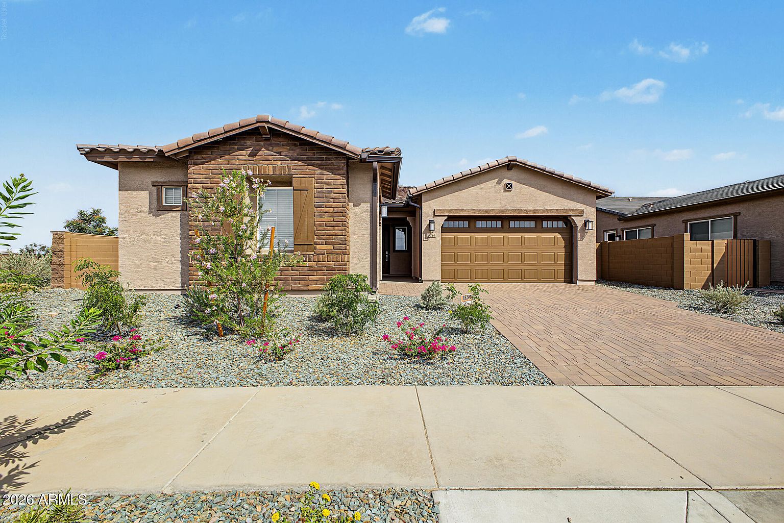 9654 W Mitchell Dr