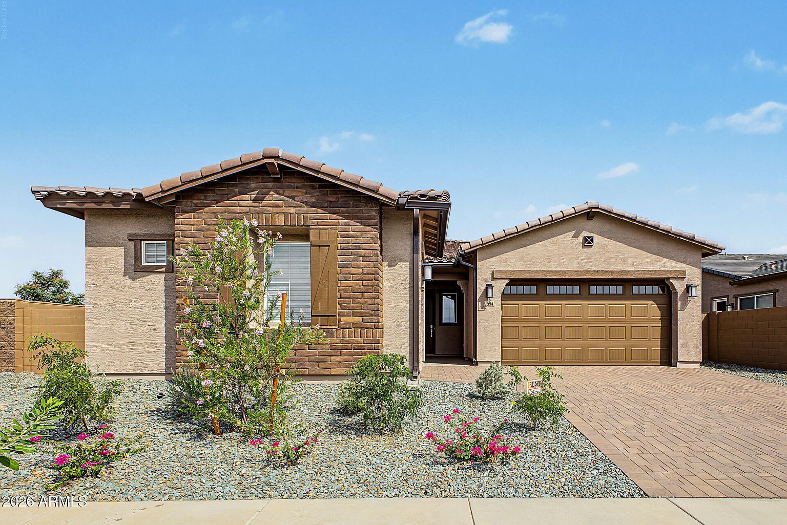 9654 W Mitchell Dr photo 4