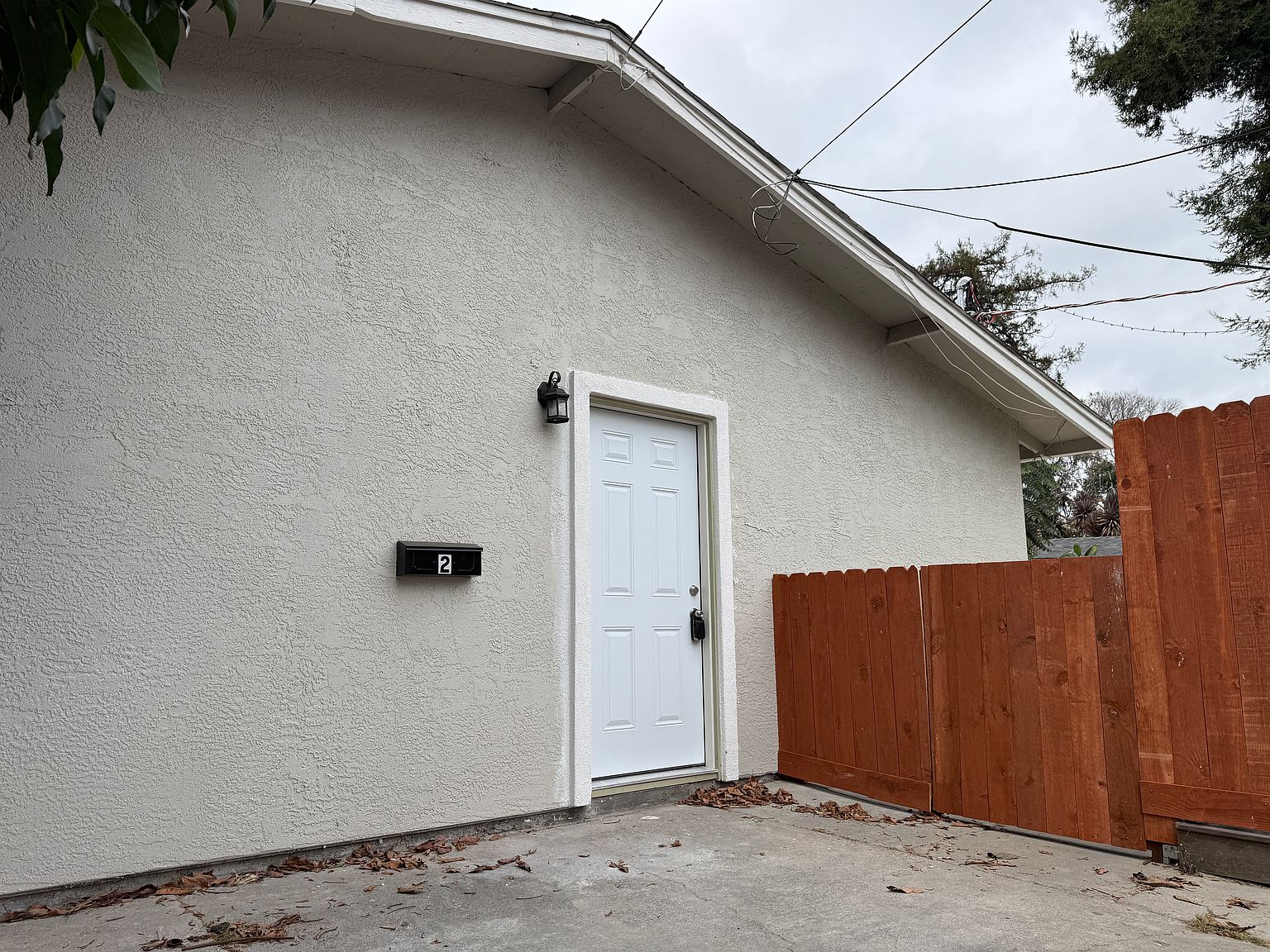 45 S 20th St photo 2