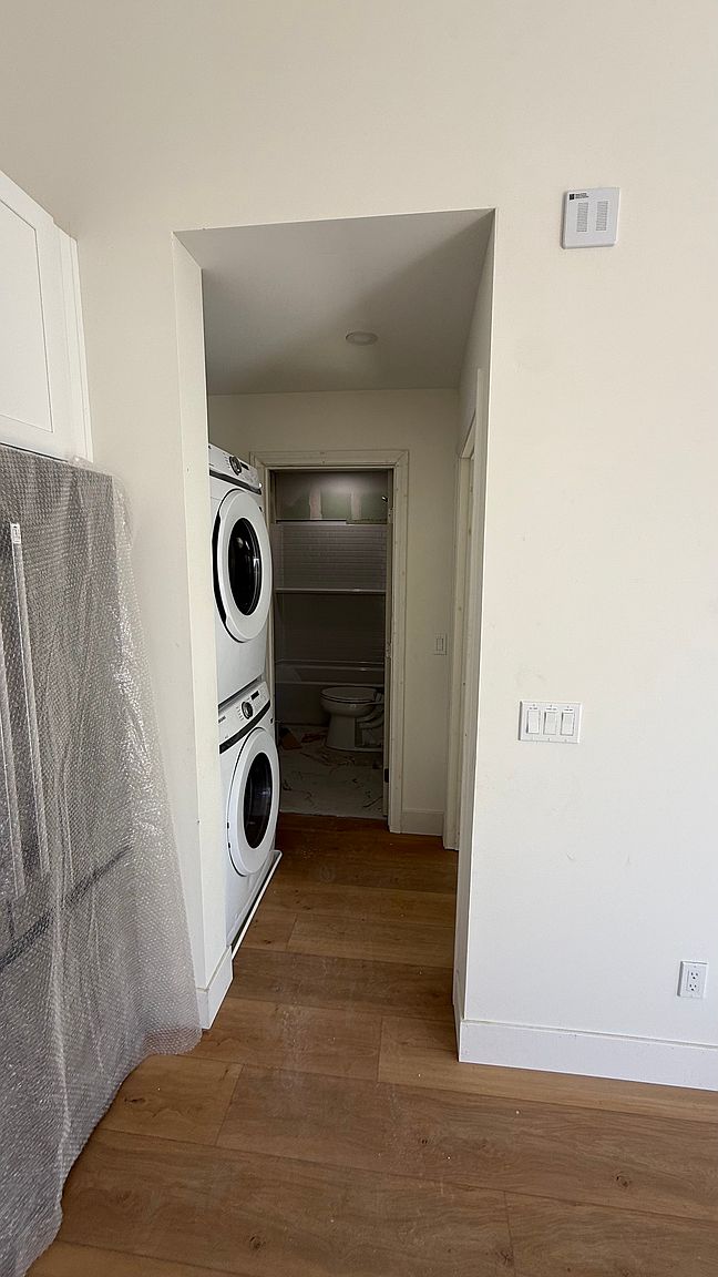 224B Guajome St photo 5