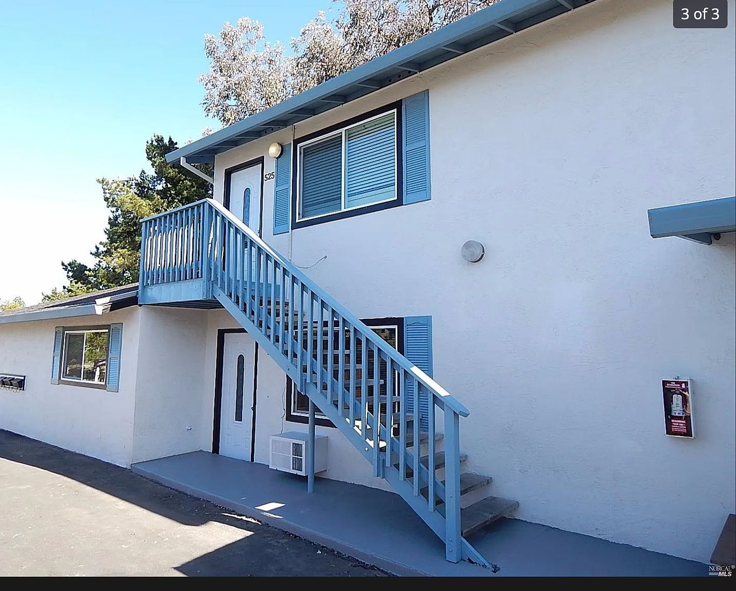 525 Freeway Dr photo 2