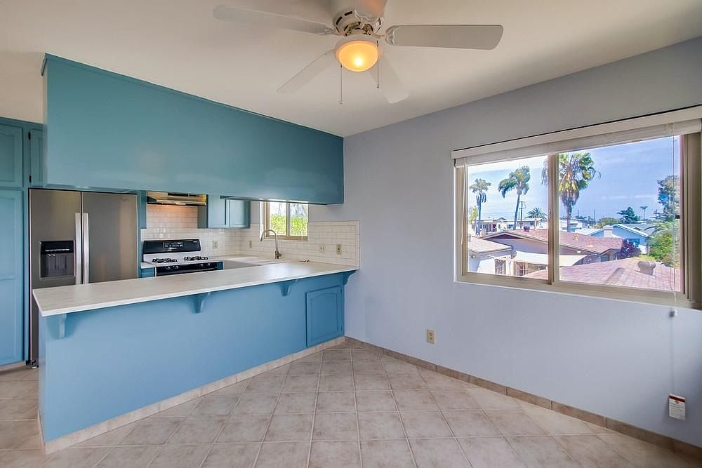 3649 1/2 Ray St photo 5