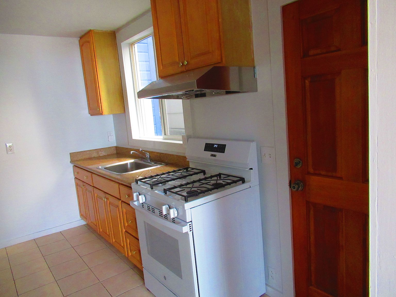 1BR/1BA Other on 36th Ave · San Francisco photo 5