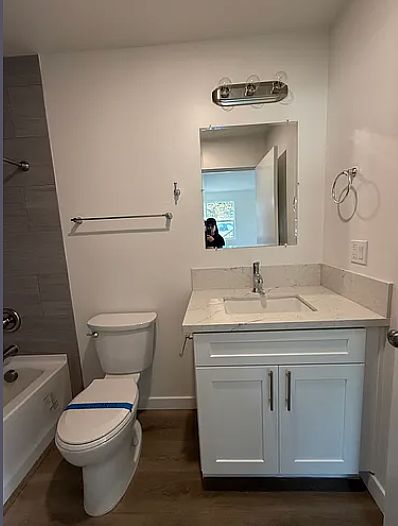 126 1st Ave photo 5